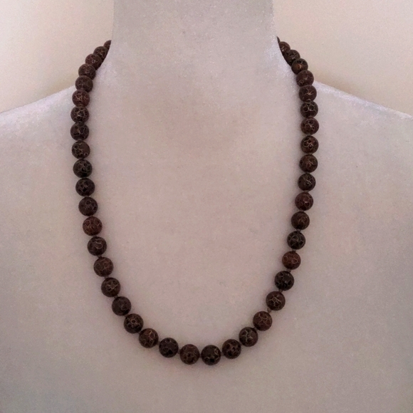 Beaded necklace - Picture 6 of 6